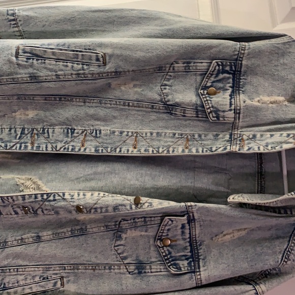 Distressed Jean Jacket - Picture 5 of 5